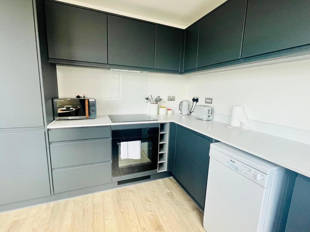 Fully Furnished One Bed In Old Trafford Apartment