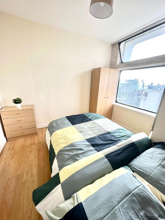 Two Bedroom With Kitchen Facility