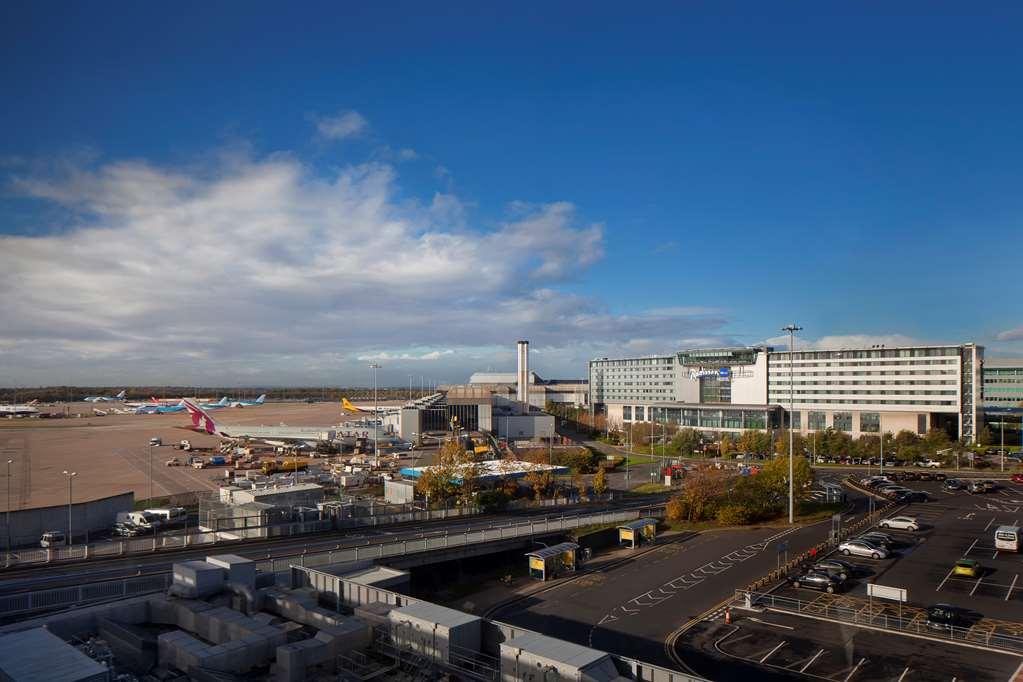 Hotel Radisson Blu Manchester. Airport Manchester
