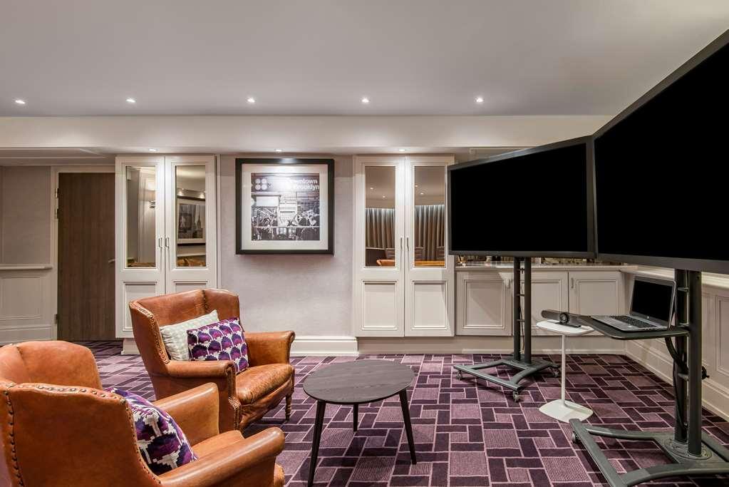 Radisson Blu Manchester. Airport Hotel