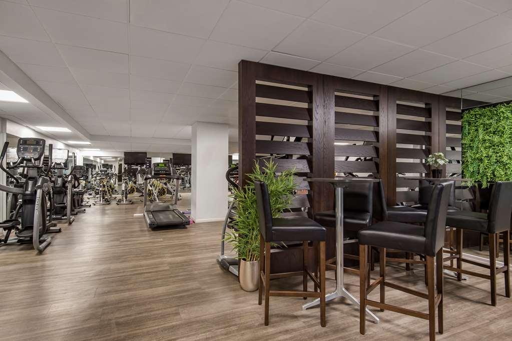Hotel Radisson Blu Manchester. Airport 4*