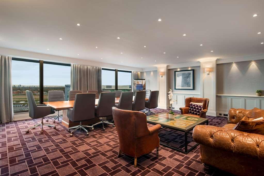 Radisson Blu Manchester. Airport Manchester