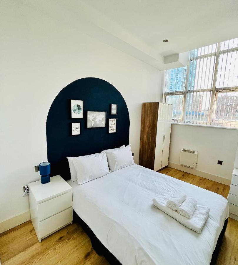 Apartment Bright And Spacious 2 Bed Apt - Sleeps Up To 6