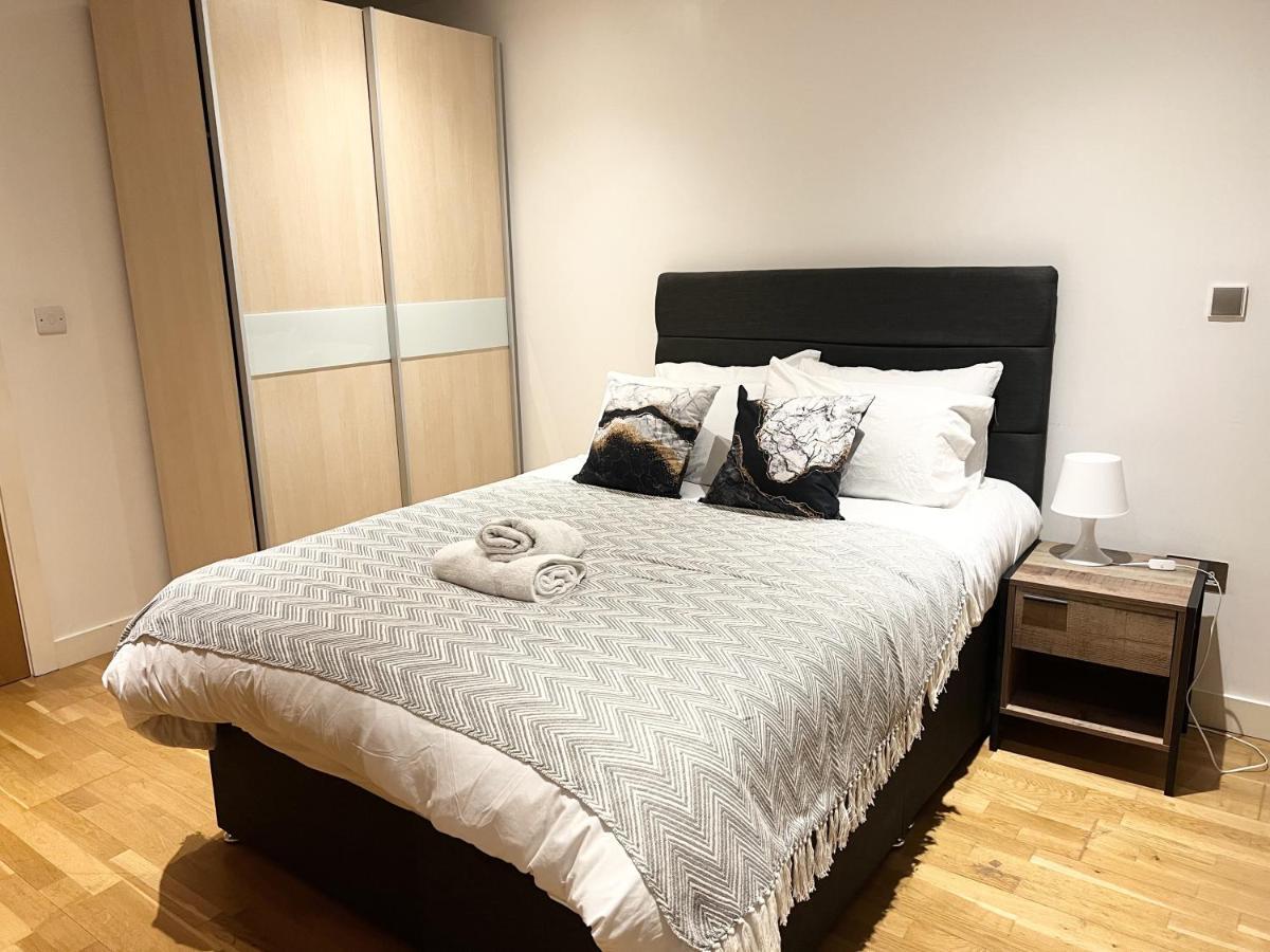 Free Parking 2 Bedroom Manchester