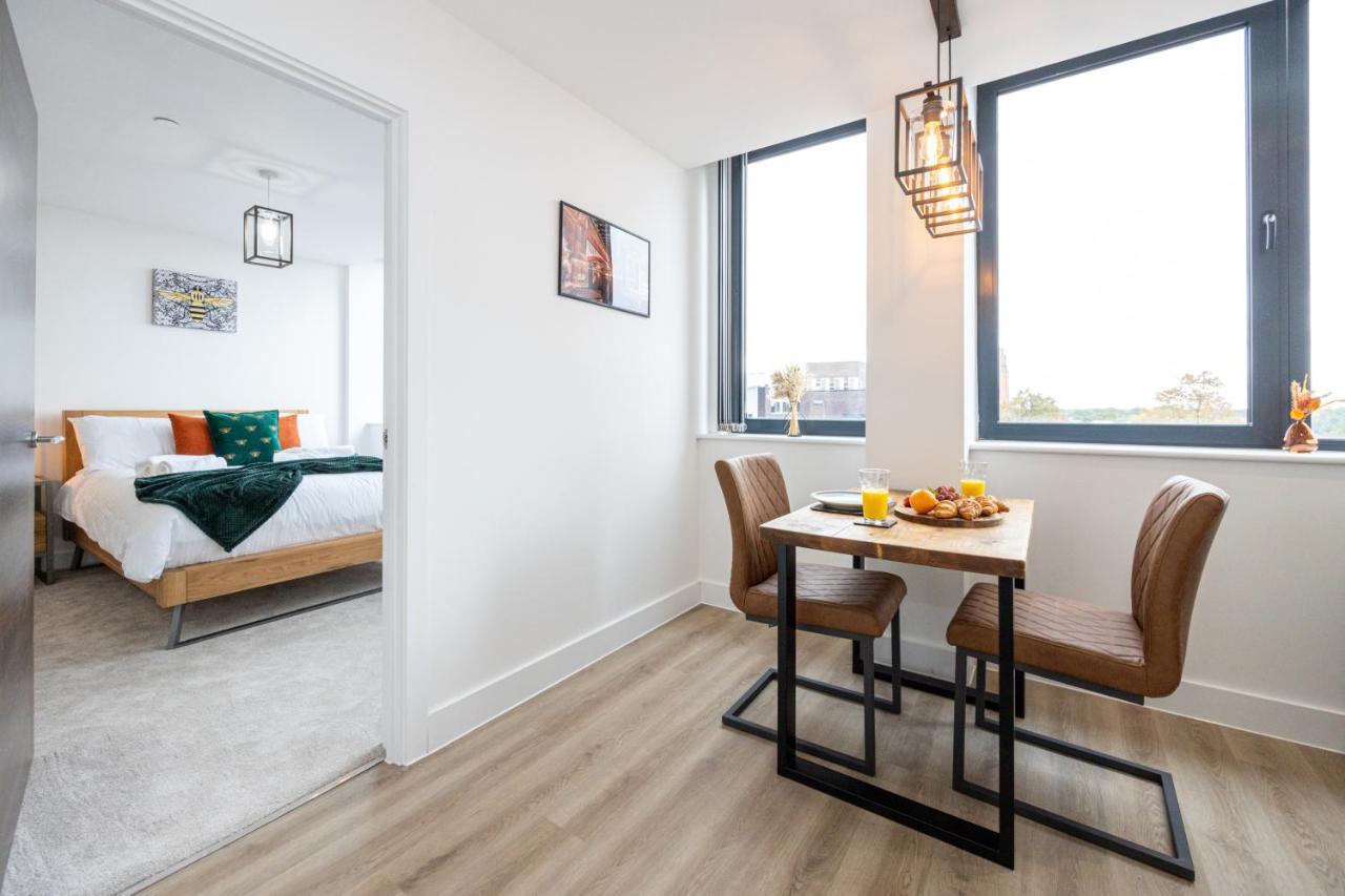 Apartment Chic Luxury Near Old Trafford Stadiums