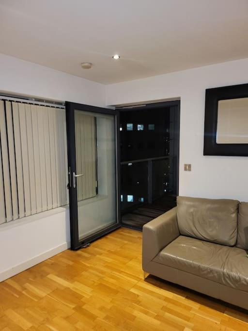 Amazing 1 Bedroom Apartment *