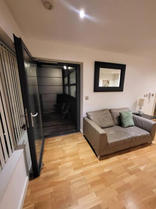 Amazing 1 Bedroom * Manchester