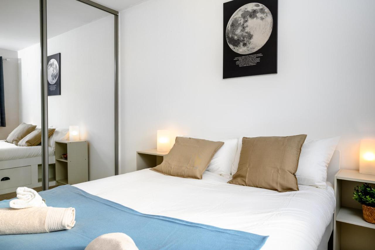Serviced Northernnightzzz - The Gardens Holiday home *