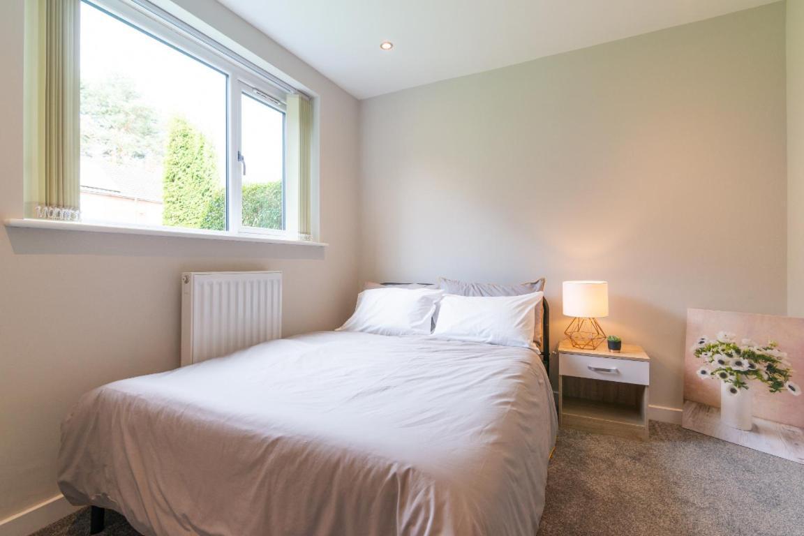 Vakantiehuis Contractor Sleeps 6 - 11 - Airport