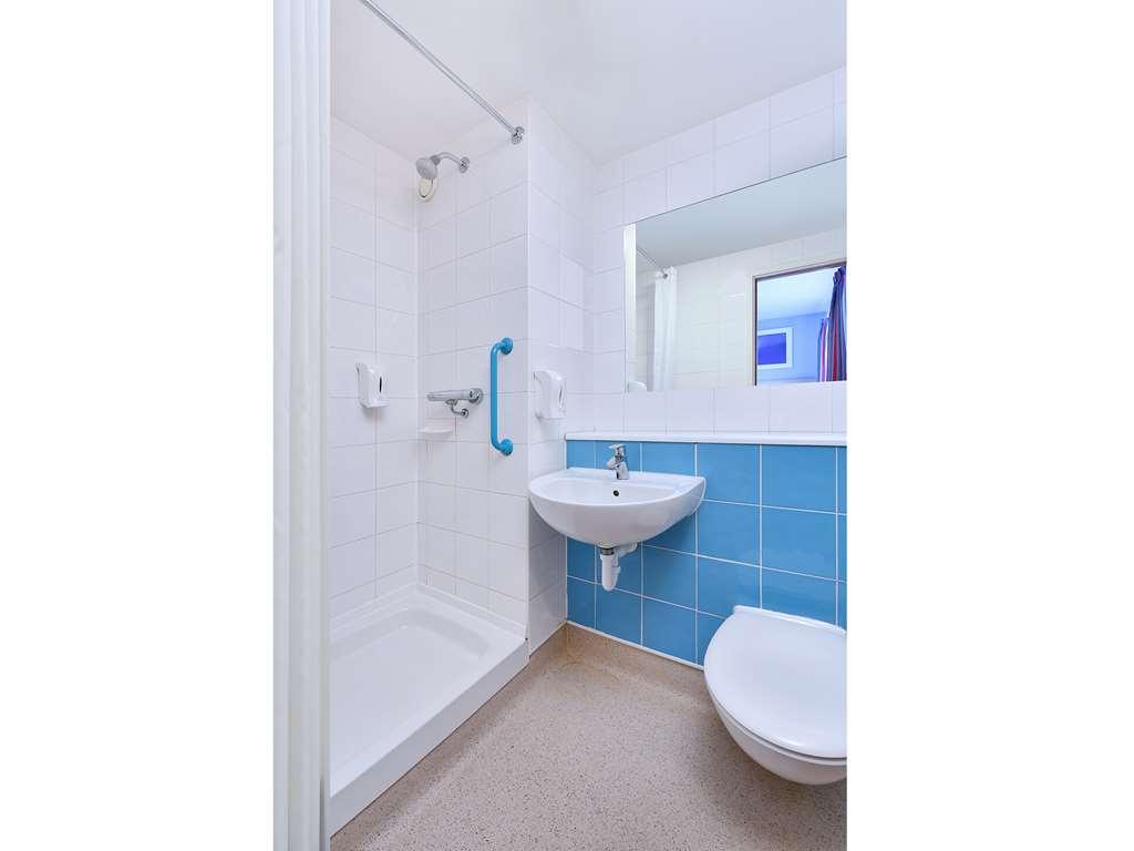 Travelodge Trafford Park Hotel 3*