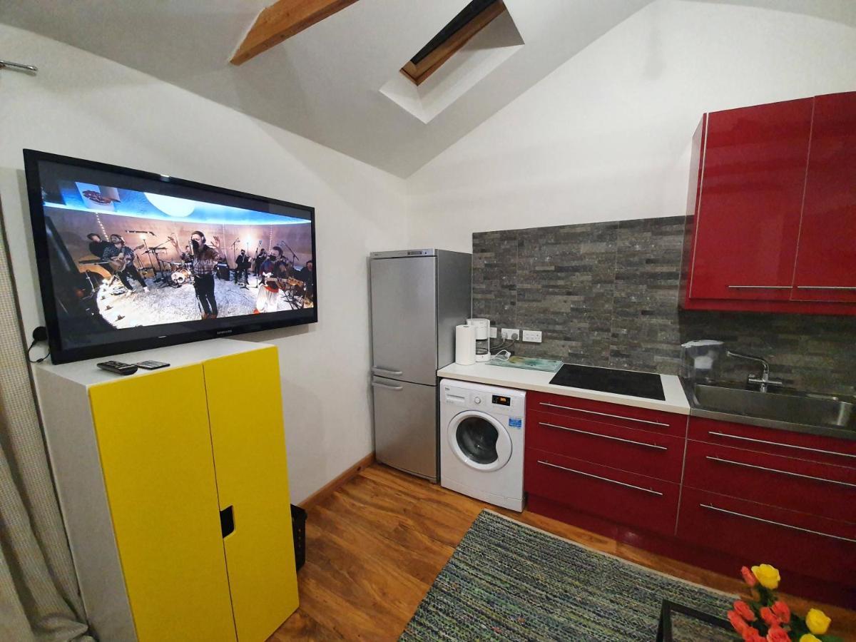 Amazing Open Plan Living Apartment Manchester