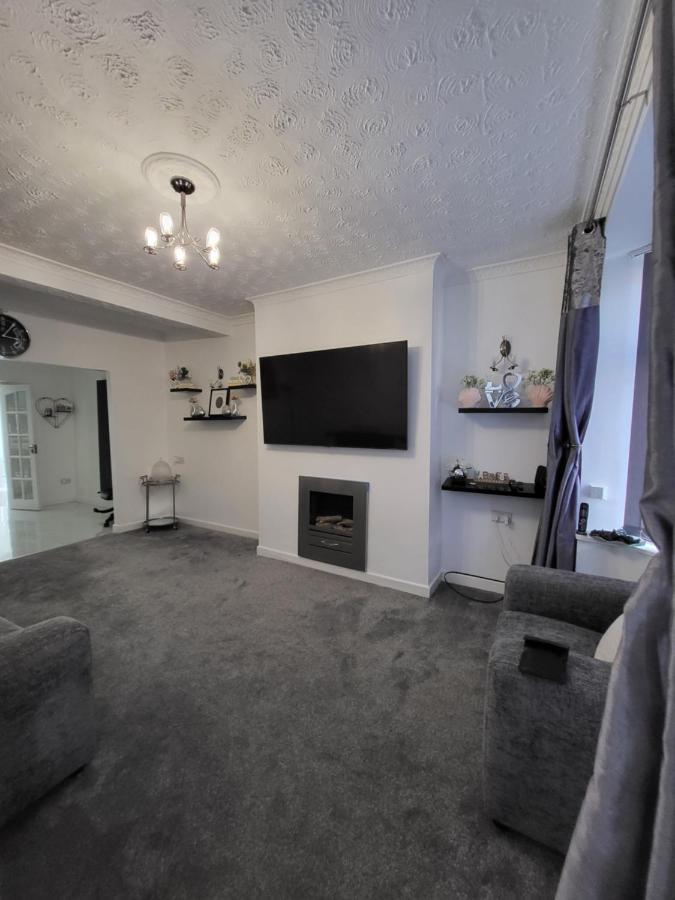 Serene 3br With Free Parking Vakantiehuis *