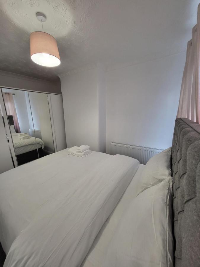 Serene 3br With Free Parking