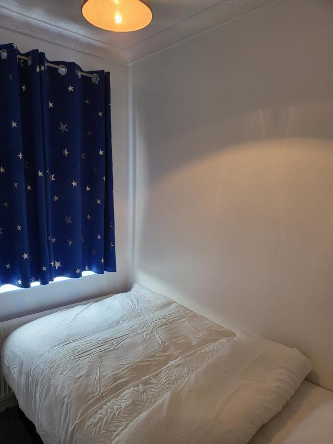 Vakantiehuis Serene 3br With Free Parking Manchester