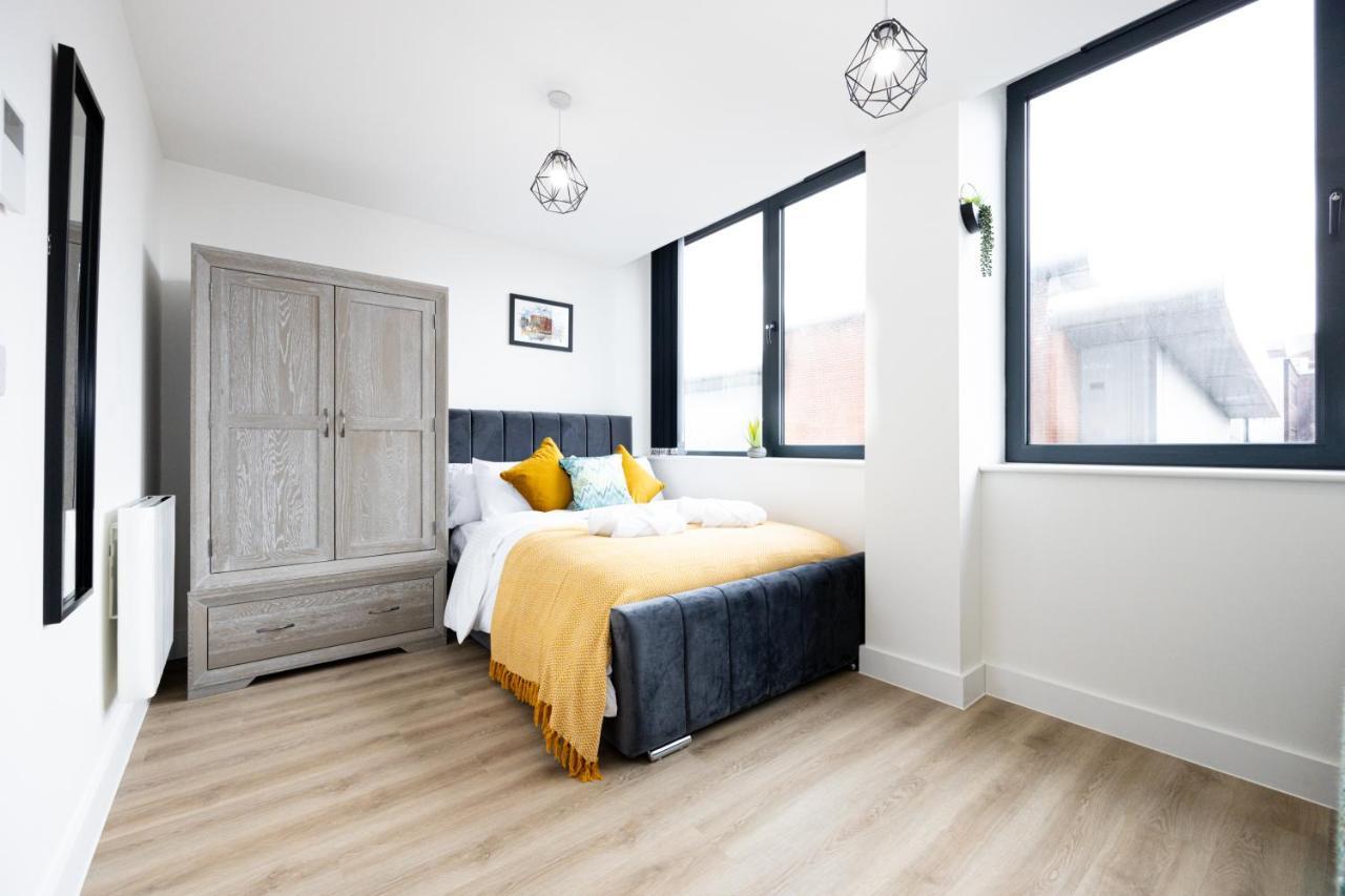 Apartment Bright Stylish In Old Trafford *