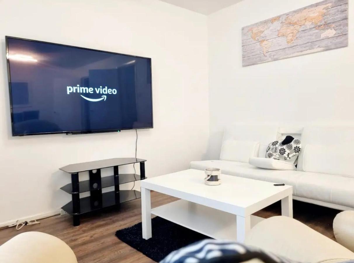 Apartment Cozy Off Famous Wilmslow Road Manchester