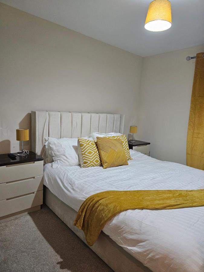 Waterfront, Ethihad Stadium Apartment