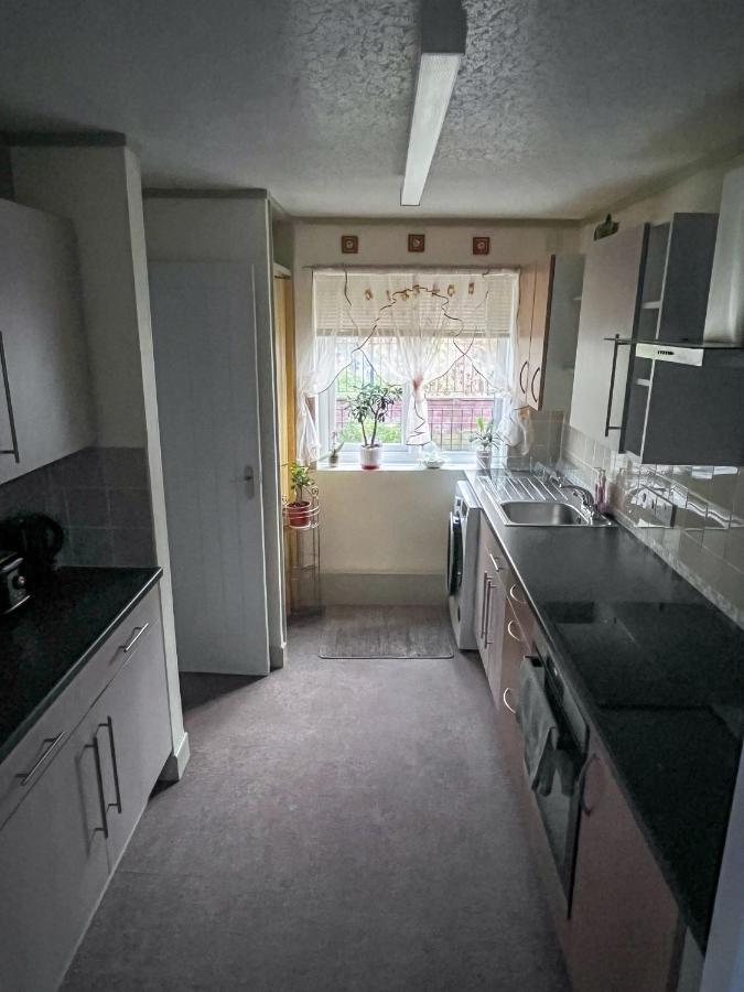 Apartment 5 Min Away From Centre *