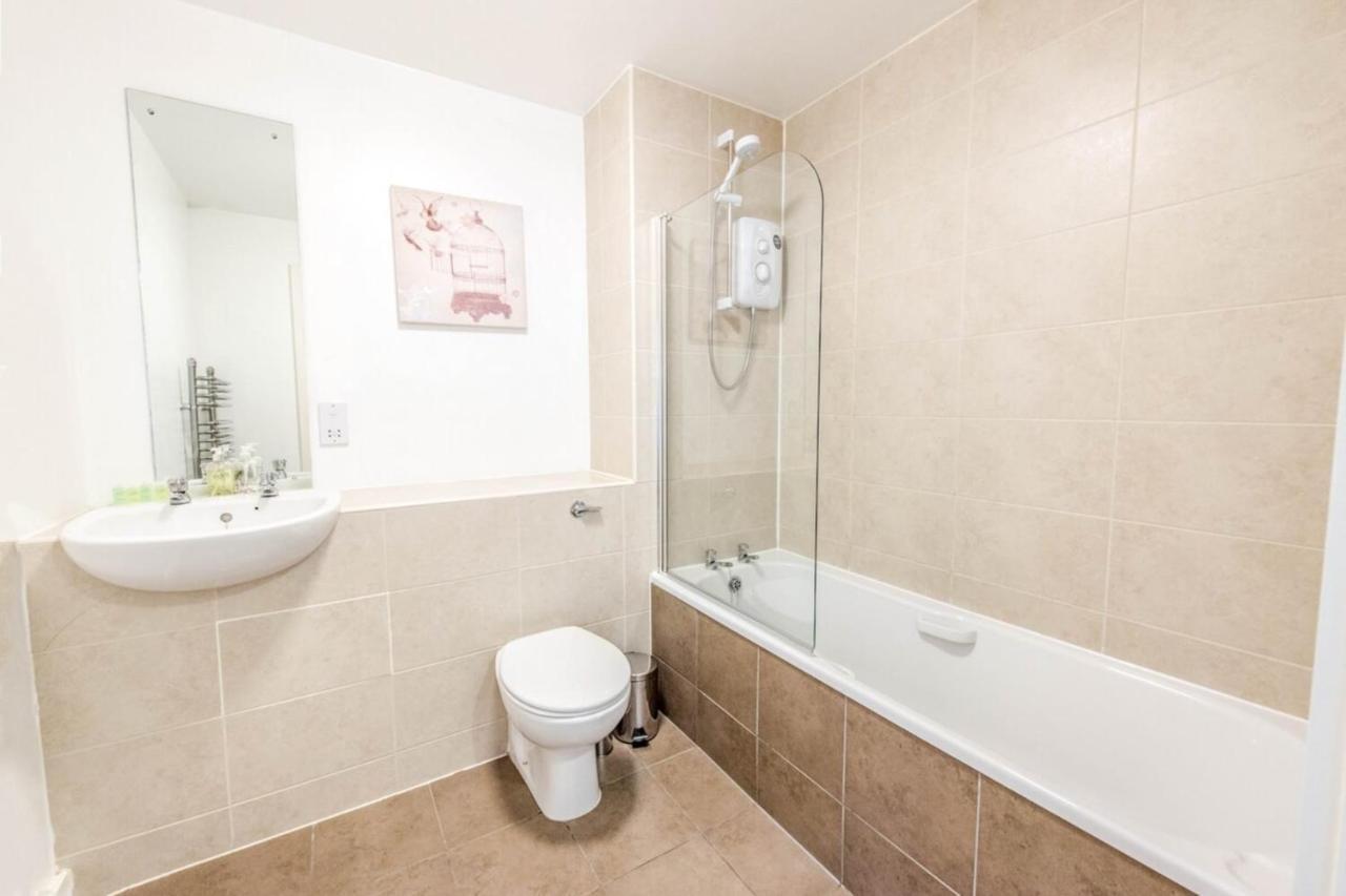 Apartment Modern & Central 1kb Apt Salford Quays