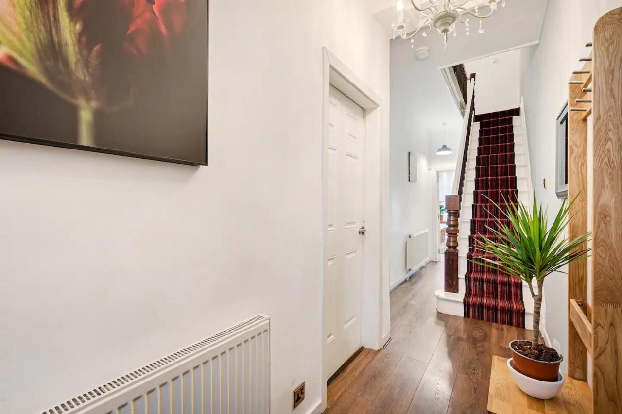 Holiday home Pass The Keys Old Trafford 4-bedroom Retreat Near United & Centre - Family-friendly