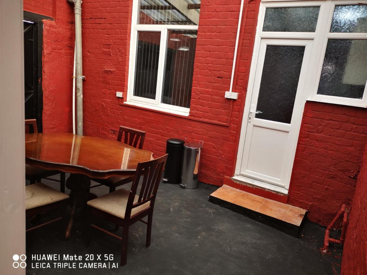 Holiday home Cheadle House Holidays *