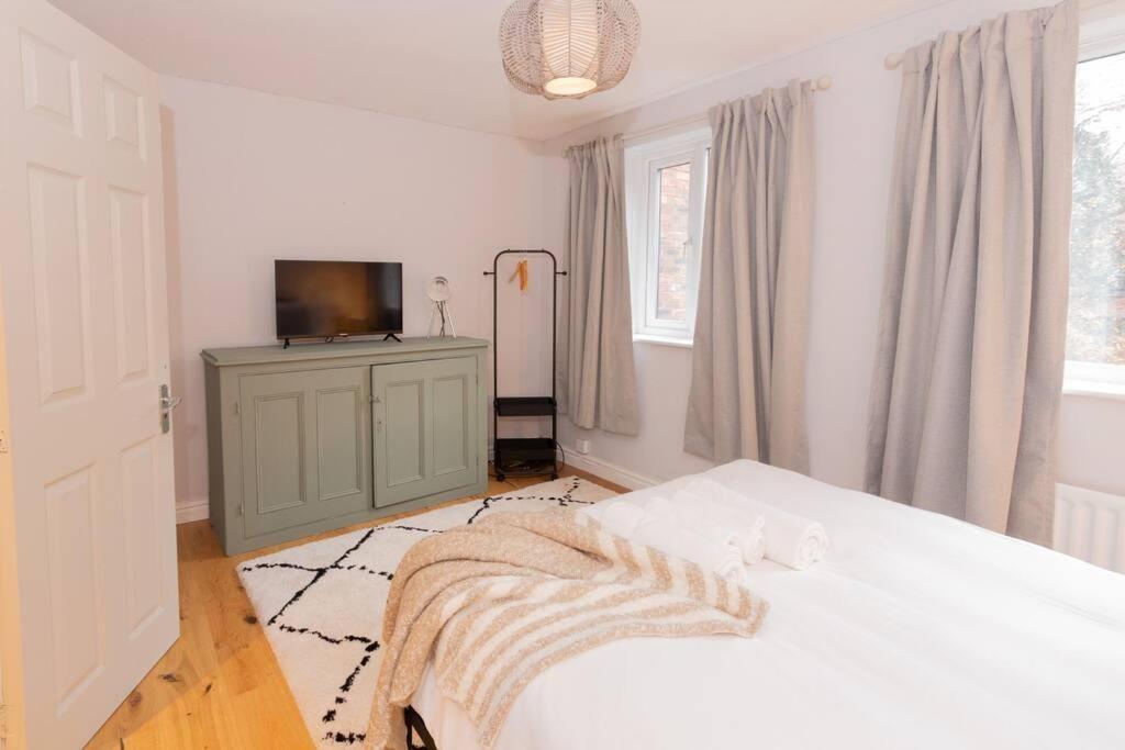Beautiful West Didsbury 4br Manchester
