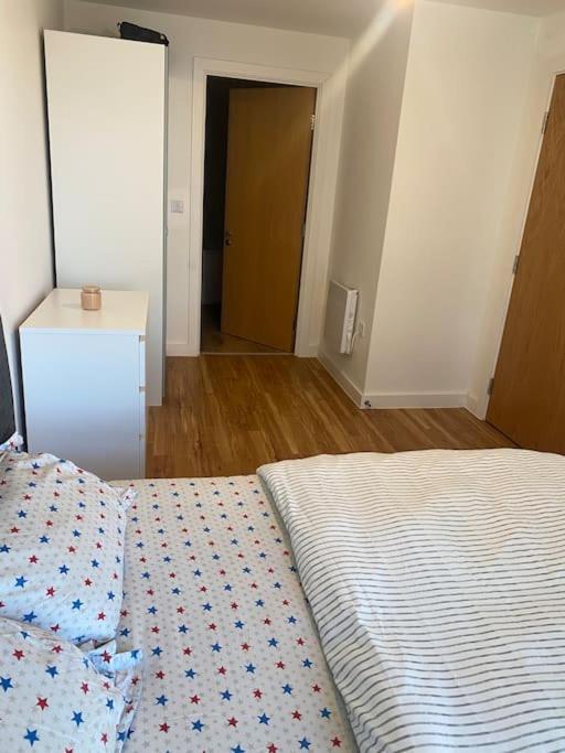 Apartment Away From Manchester