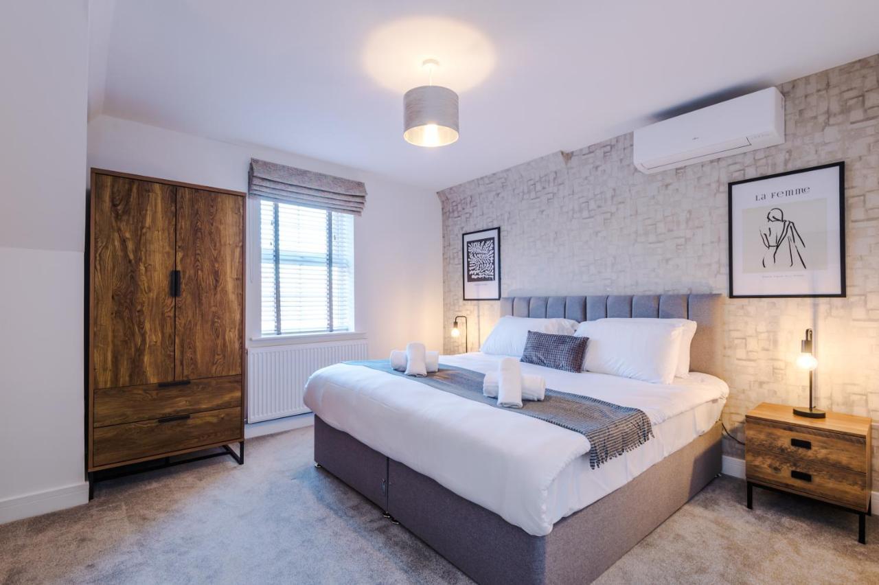 4 Bedroom Townhouse In - By Hilltop Serviced