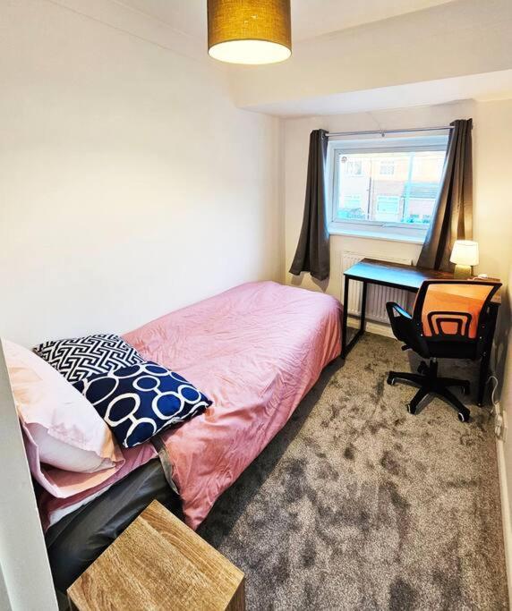 Whitefield, Apartment *