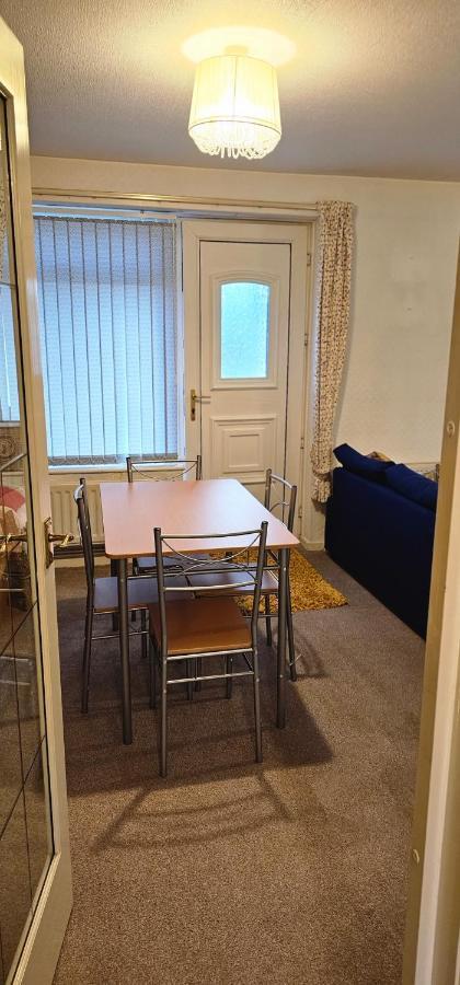 2bedroom Away From *