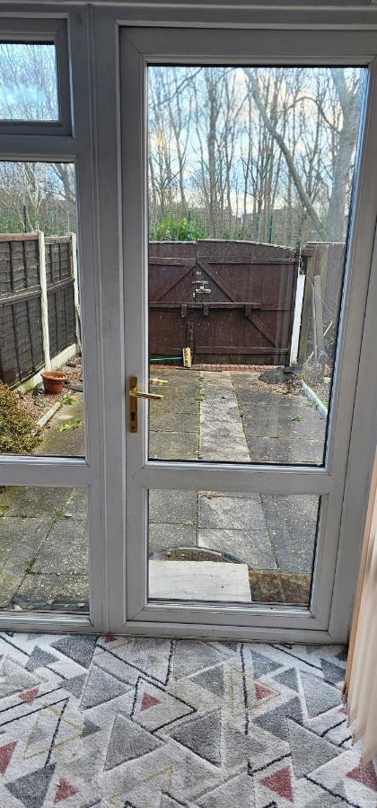 2bedroom Away From *
