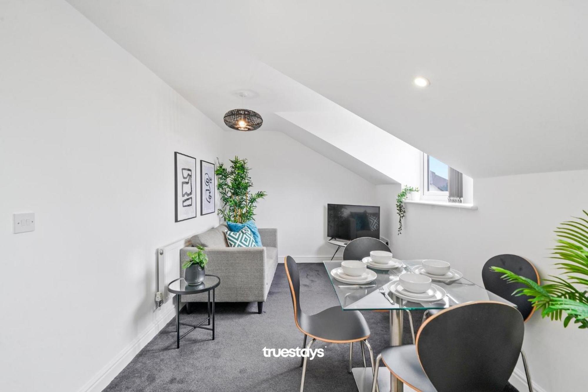 New 5 Sarah House By Truestays - 2 Bedroom - Free Parking Appartement *