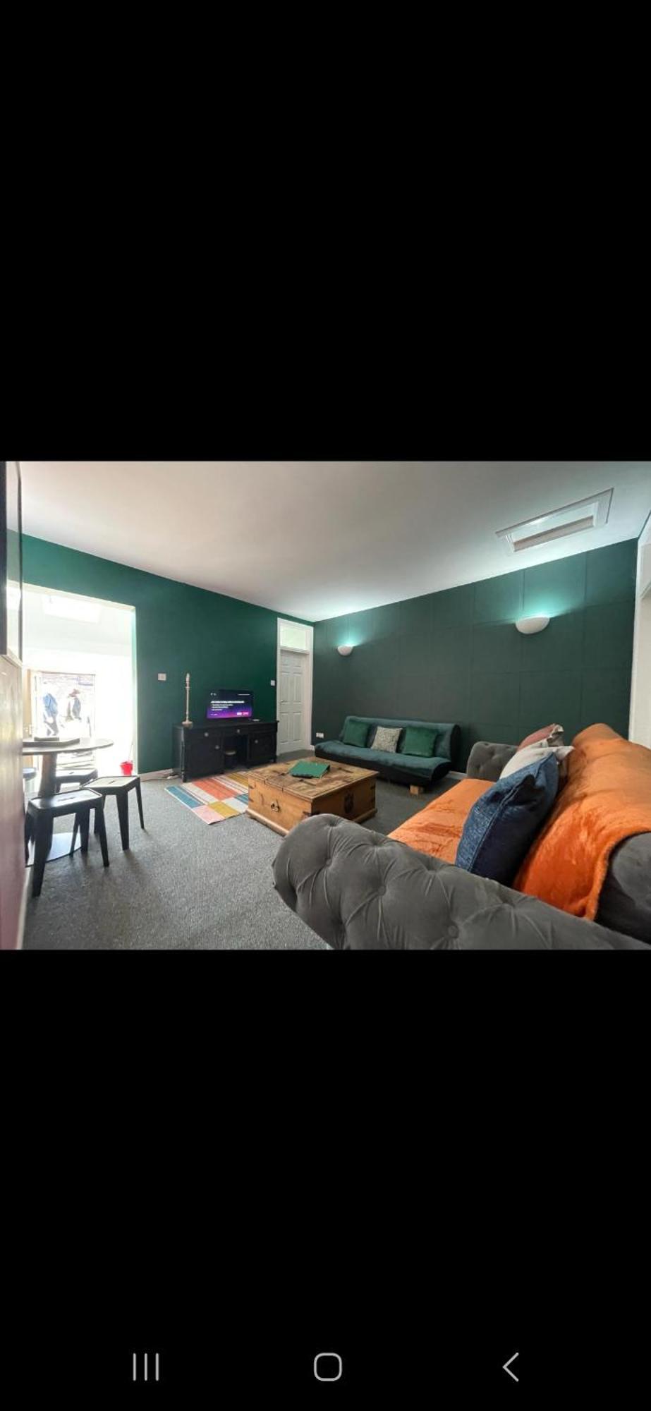 The Hive At 205 Apartment
