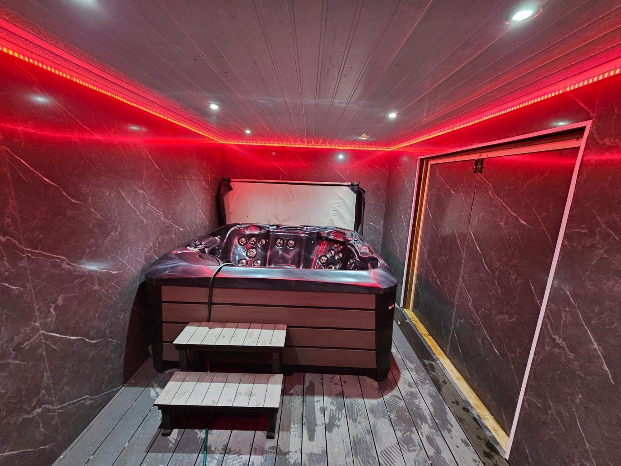 Hot Tub Hideaway