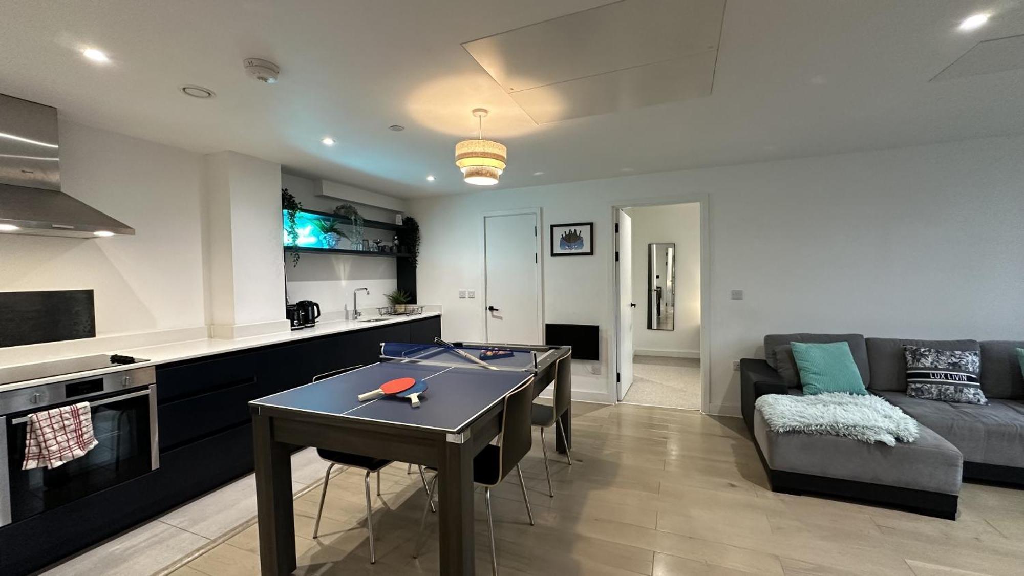 Lux Livin' - Luxury 2 Bed With Sky Garden * Manchester