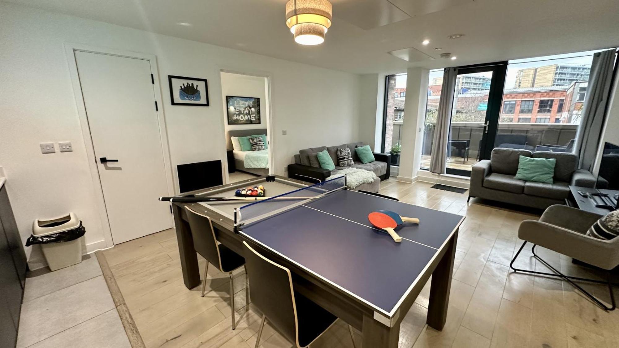 Lux Livin' - Luxury 2 Bed With Sky Garden *