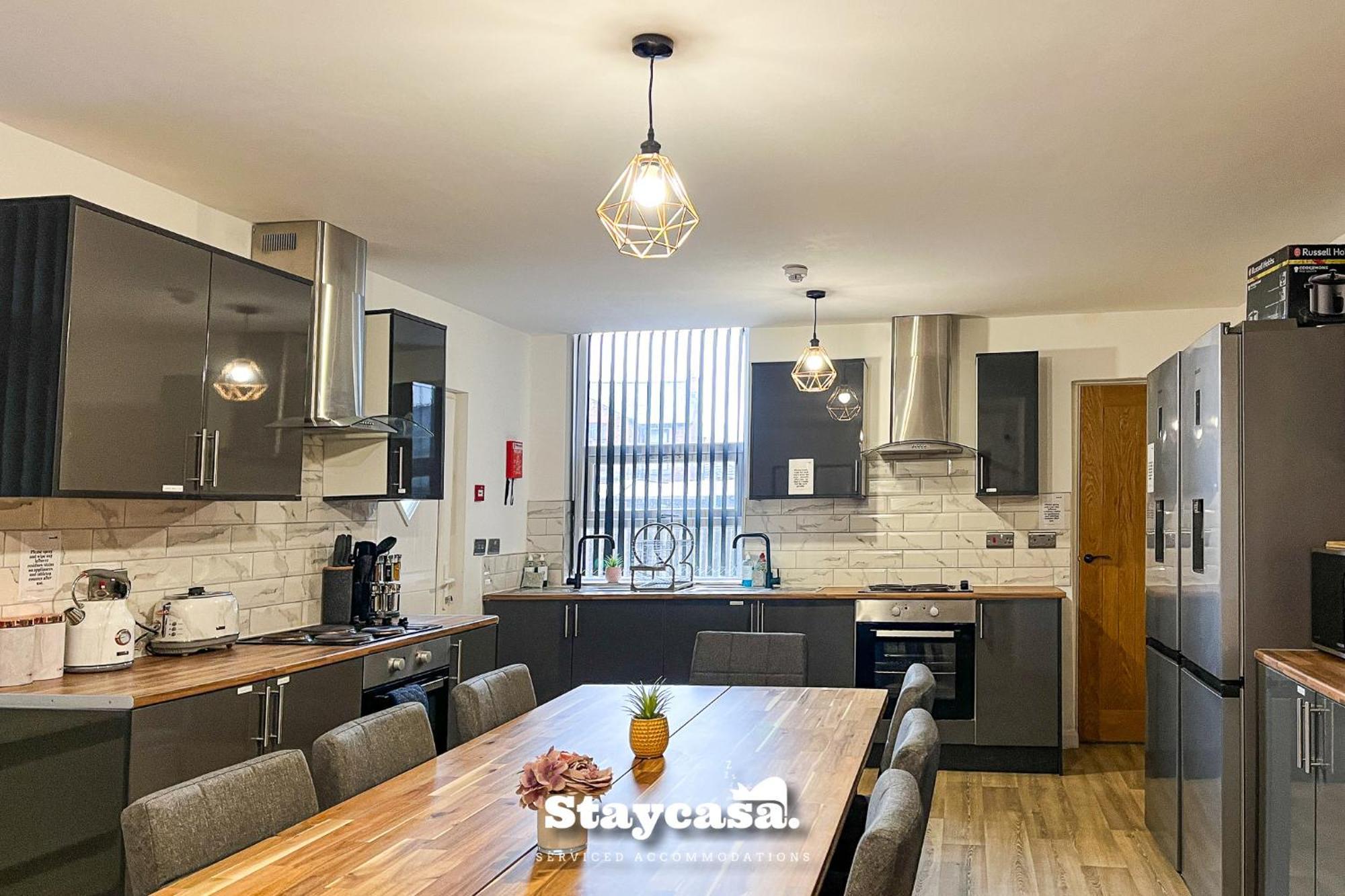 Vakantiehuis Delightful Spacious Haven With Large Driveway