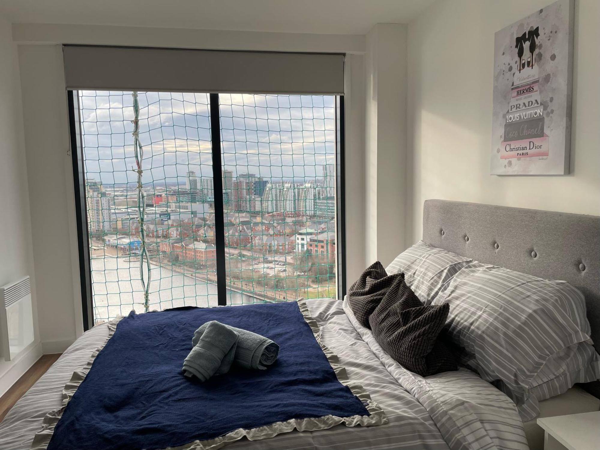 Apartment Quayside Penthouse 2 Bedroom Ensuite Near Media & United Manchester