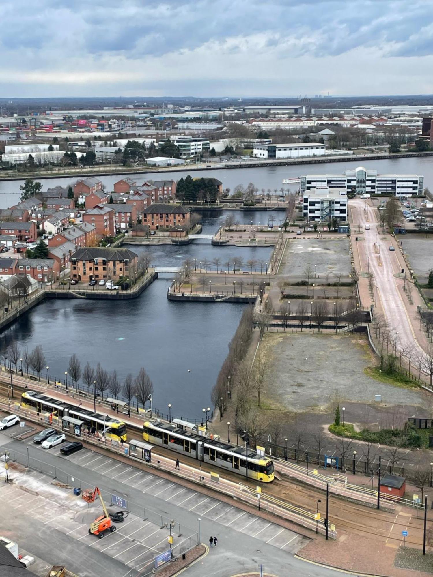 Quayside Penthouse 2 Bedroom Ensuite Near Media & United Manchester