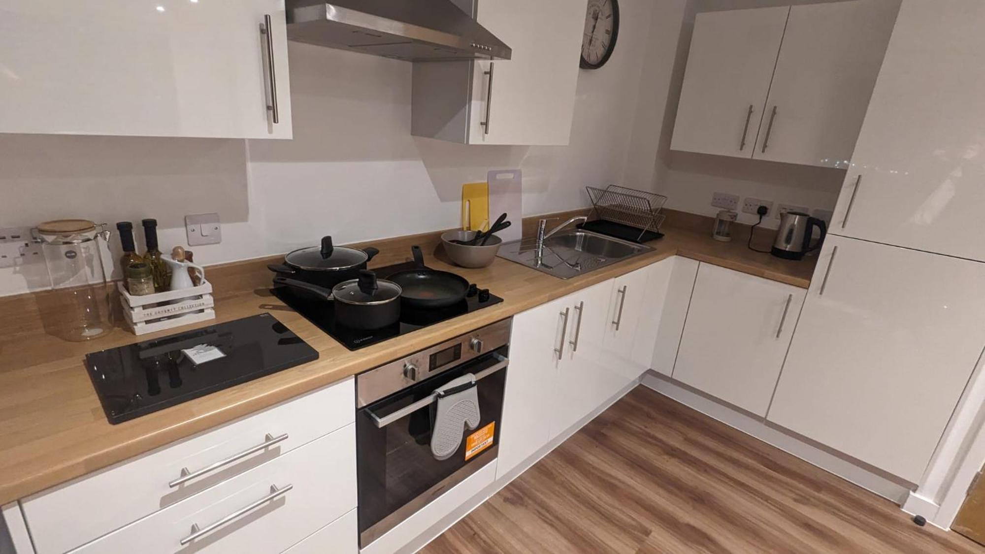 Quayside Penthouse 2 Bedroom Ensuite Near Media & United * Manchester
