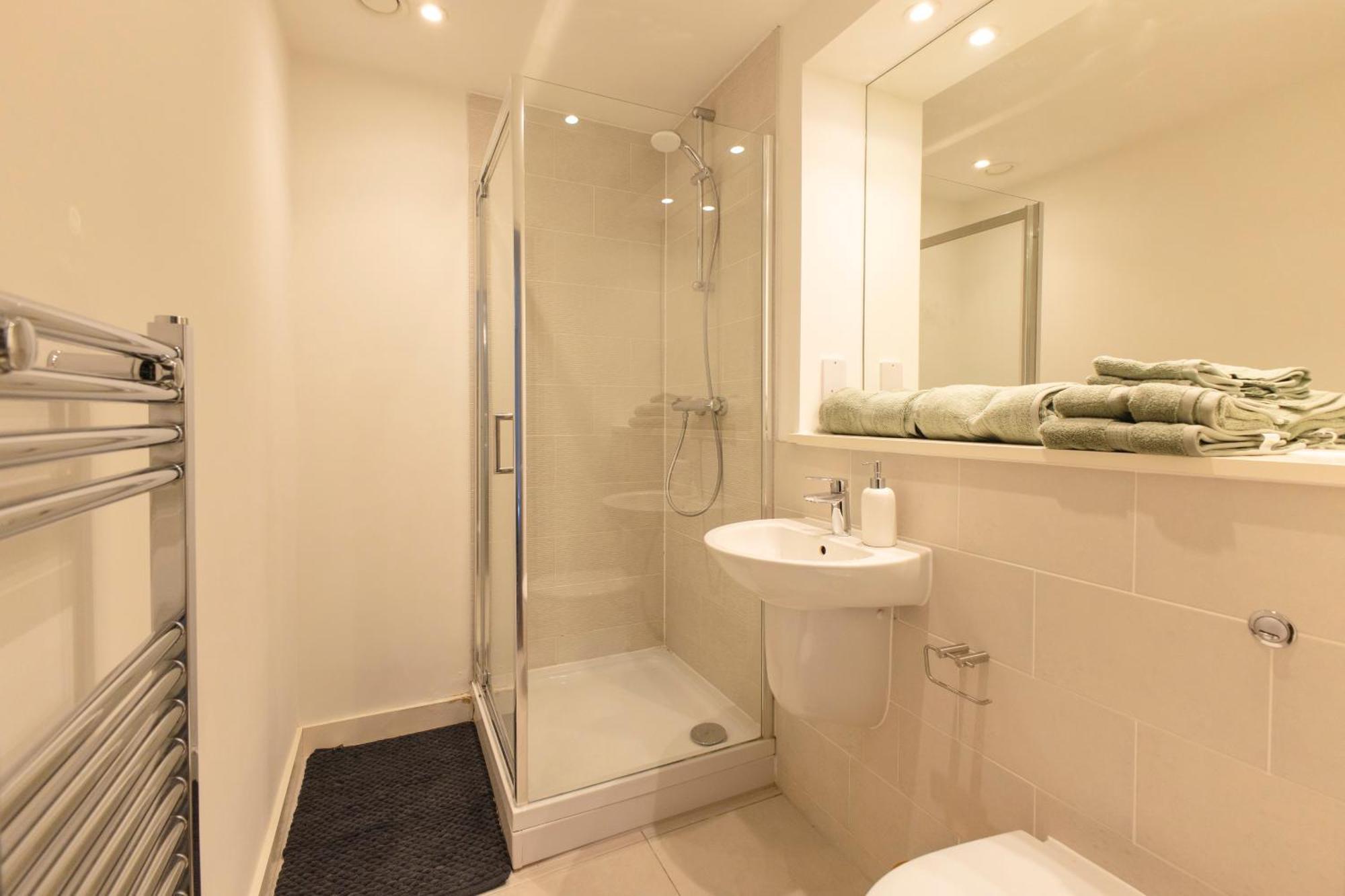 Apartment Quayside Penthouse 2 Bedroom Ensuite Near Media & United Manchester