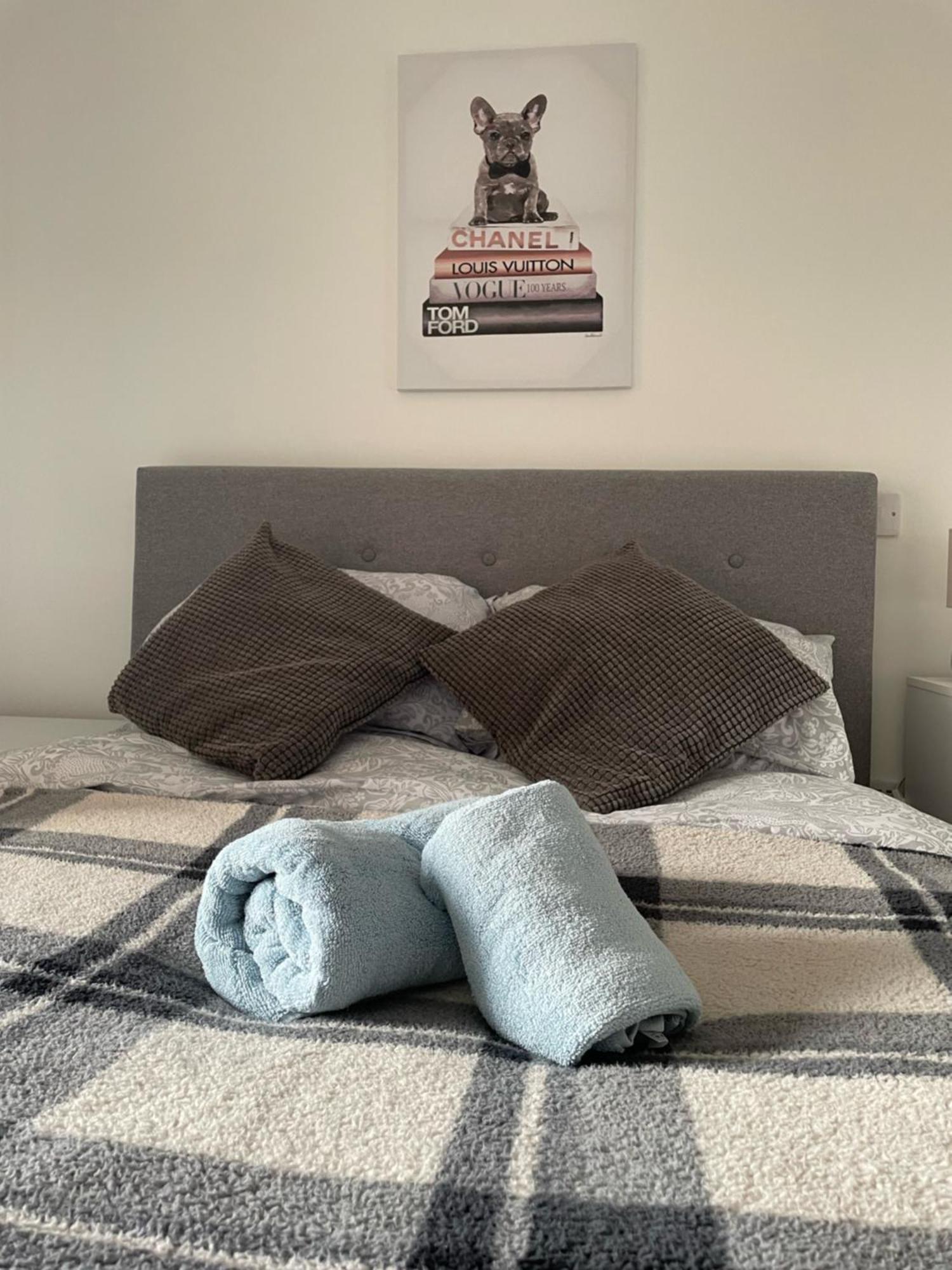 Quayside Penthouse 2 Bedroom Ensuite Near Media & United * Manchester