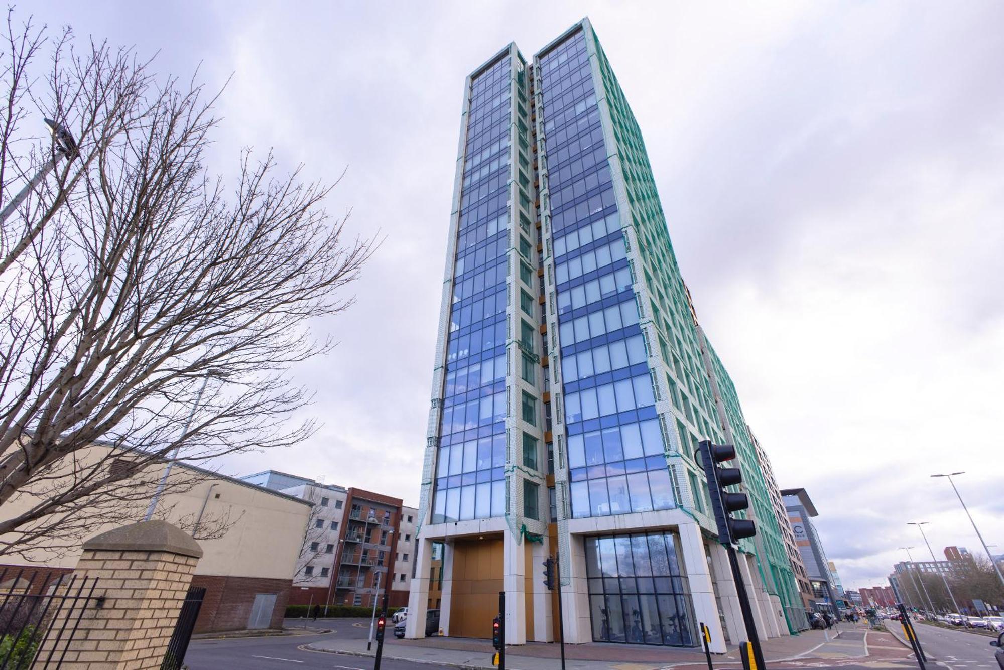 Quayside Penthouse 2 Bedroom Ensuite Near Media & United Apartment Manchester