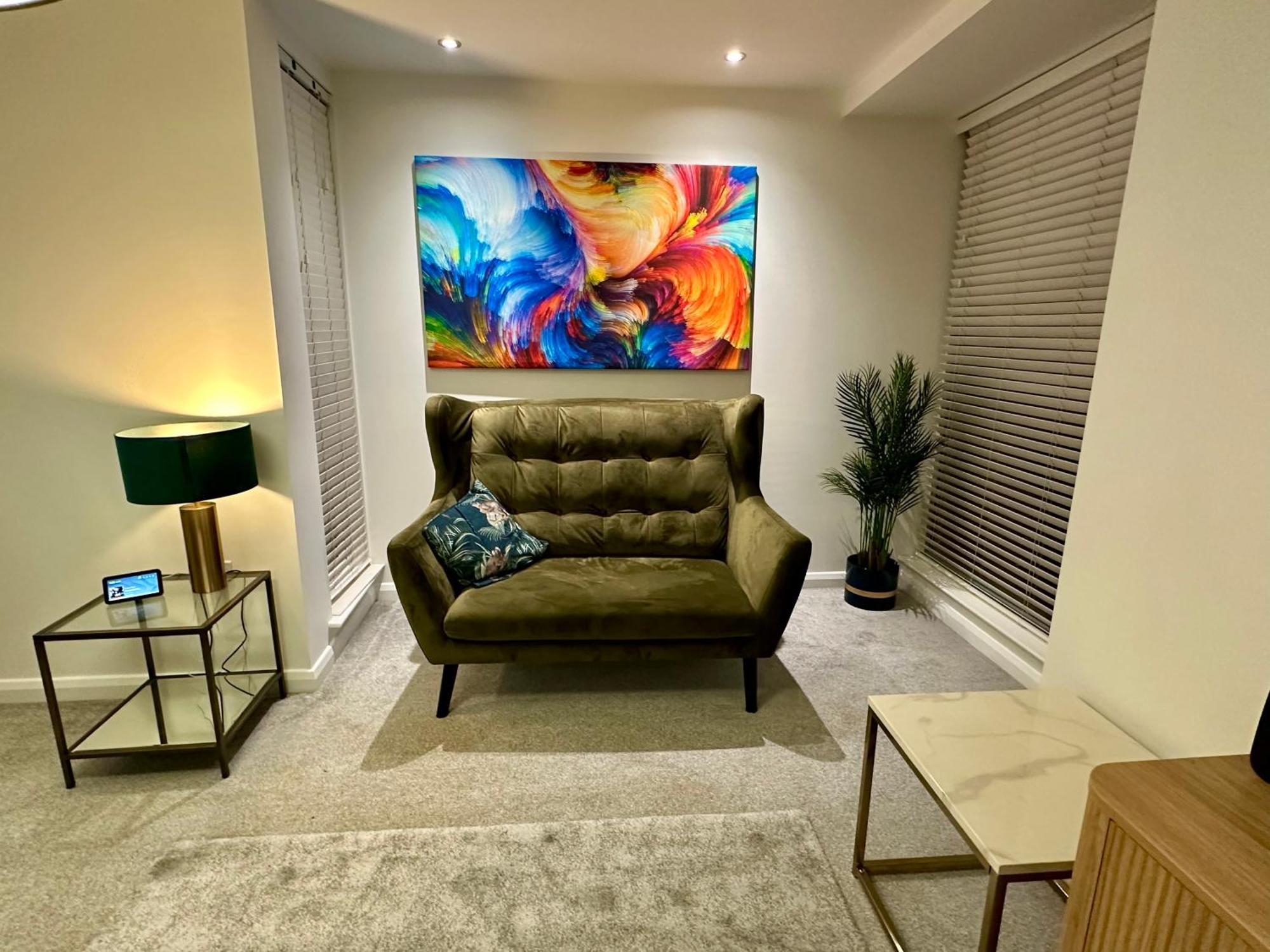 Holiday home 6 Guests- 3 Bedroom House Mcr Ao & Etihad Parking & Wi Fi Manchester