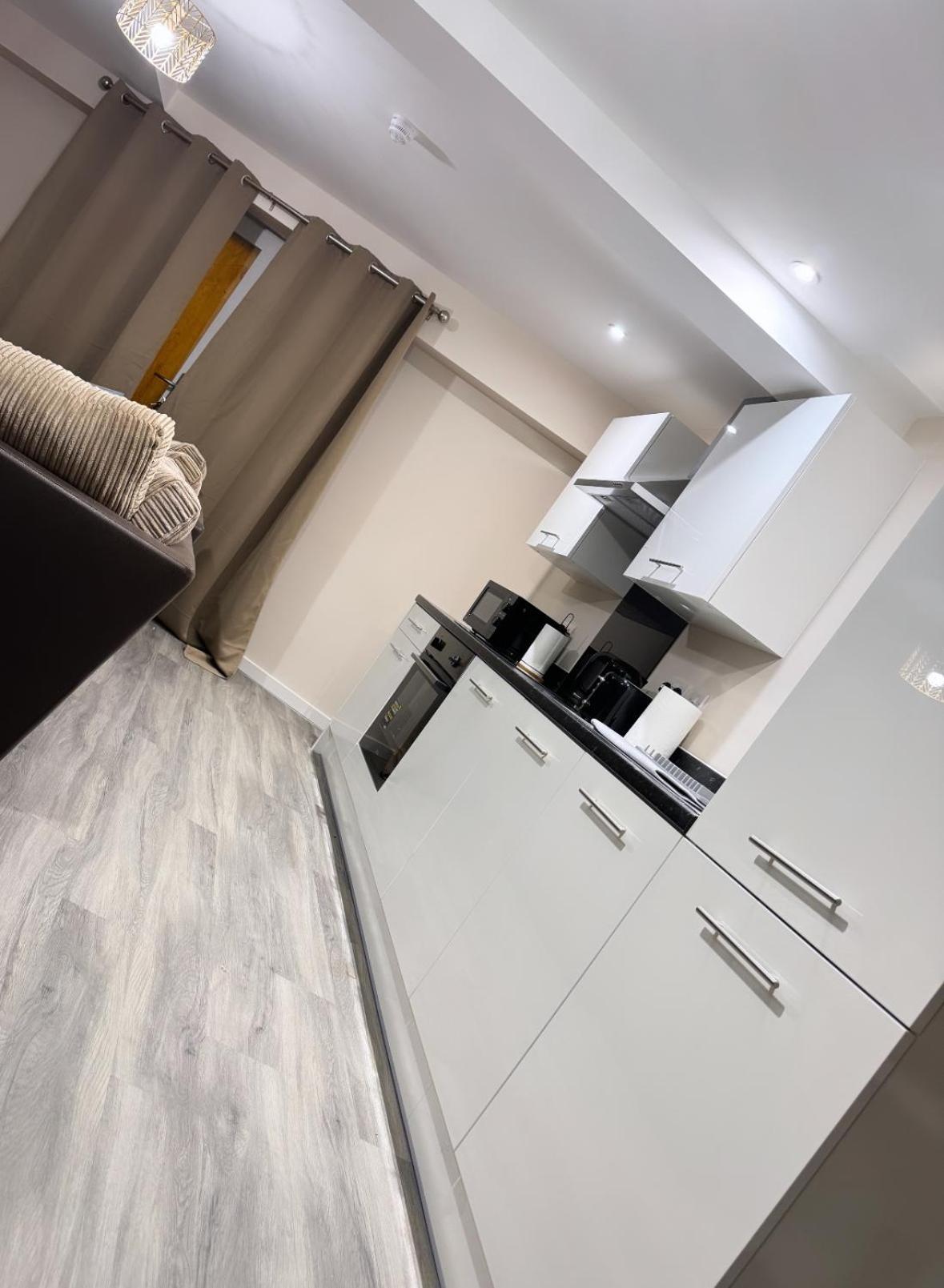 Appartement Luxury 2 Bedroom In Centre - Free Parking