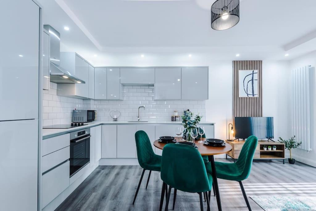 Appartement Heart Of Didsbury Luxury 2 Bed By Hass Haus