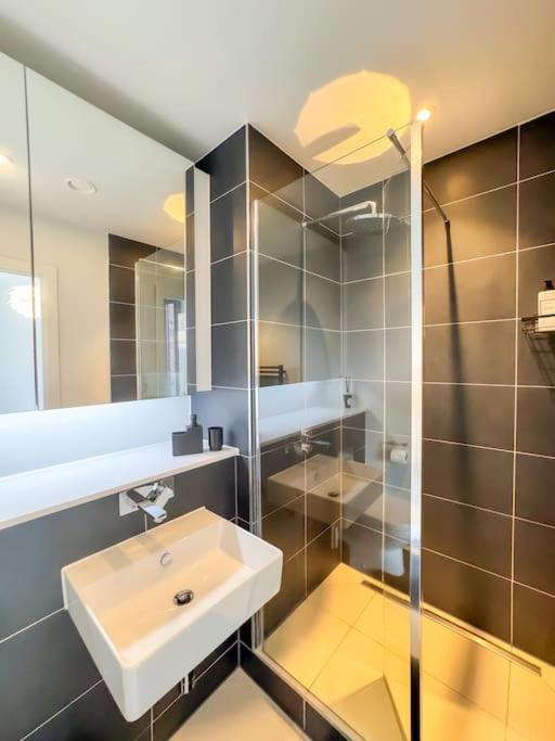 Apartment Northern Quarter Centre Ps4 Netflix - Promos Available