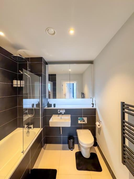 Northern Quarter Centre Ps4 Netflix - Promos Available Apartment Manchester