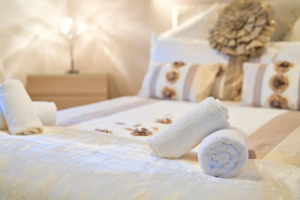 Holiday home Bespoke Salford Quays - Garden, Wifi And Parking Manchester
