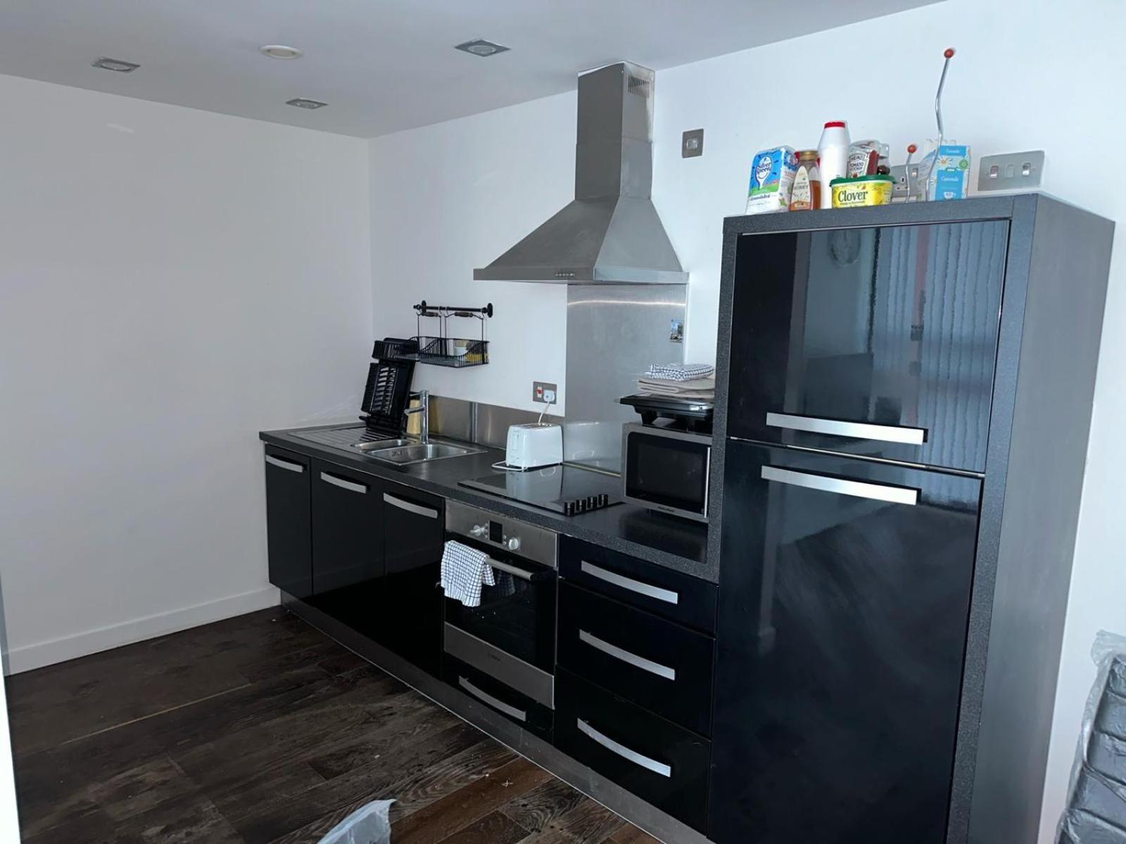 Luxus Smart Manchester